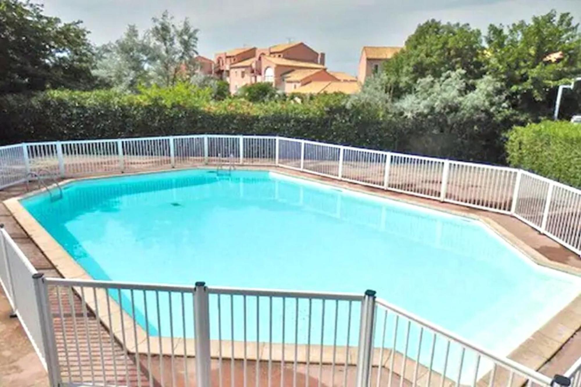 T2 Tamaris Piscine Proche Mer Palavas Parking Exteriör bild